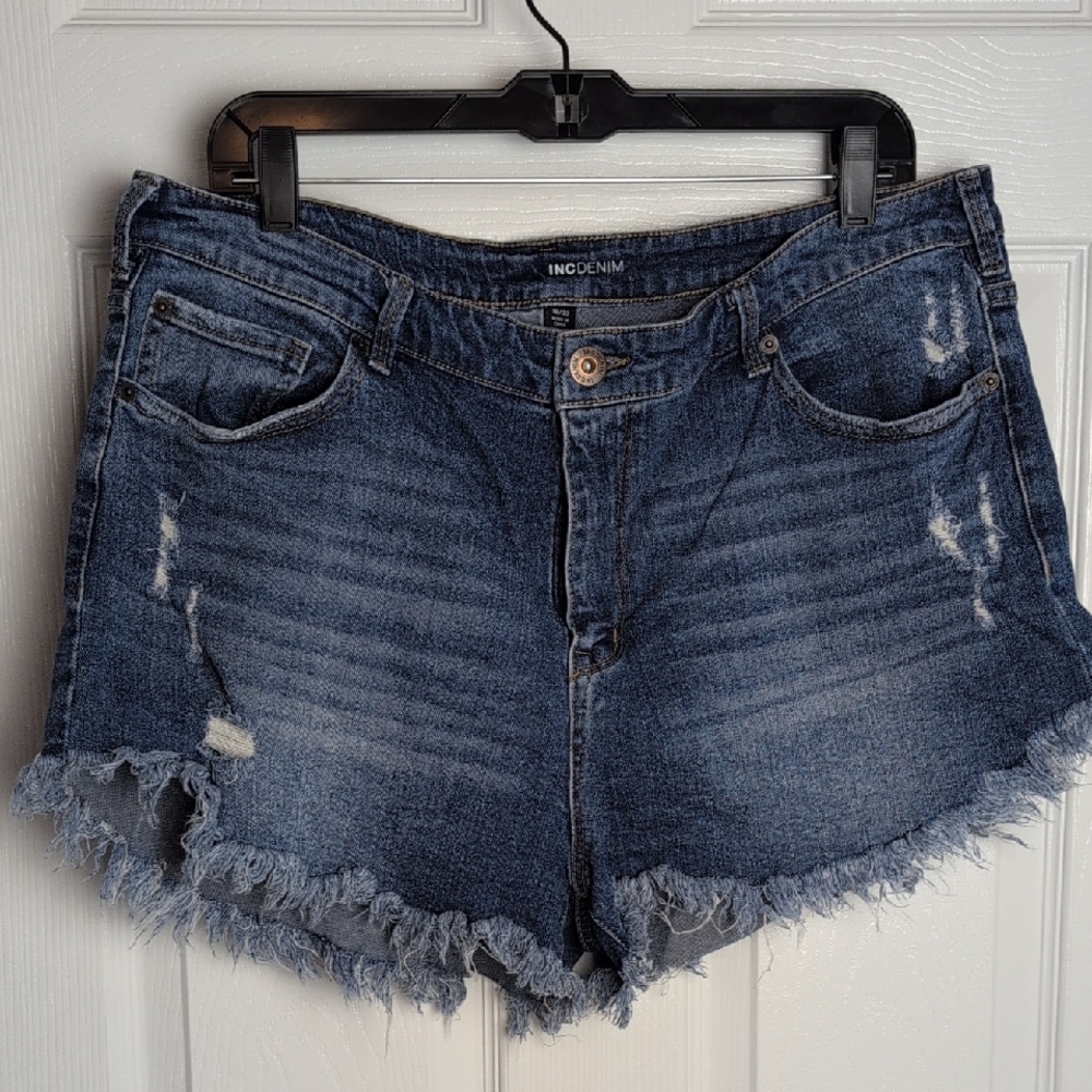 INC Denim Women's Frayed Hem Jean Shorts, 16/33